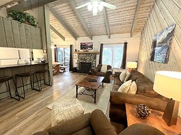 2 Bedrooms Standard Condos by RedAwning