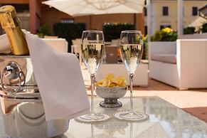 Harry's Bar Trevi Hotel & Restaurant