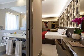 Harry's Bar Trevi Hotel & Restaurant