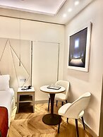 Harry's Bar Trevi Hotel & Restaurant