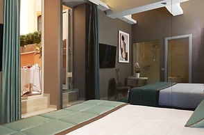 Harry's Bar Trevi Hotel & Restaurant