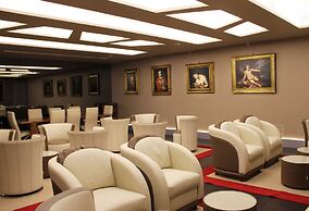 Harry's Bar Trevi Hotel & Restaurant