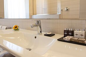 Harry's Bar Trevi Hotel & Restaurant