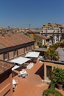 Harry's Bar Trevi Hotel & Restaurant