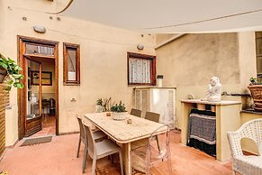 Spanish Steps Miracle Suite