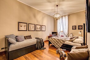 Spanish Steps Miracle Suite