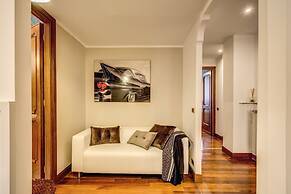 Spanish Steps Miracle Suite