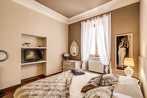 Spanish Steps Miracle Suite