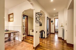 Spanish Steps Miracle Suite