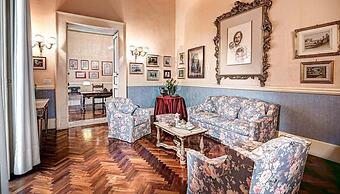 Lady Mary's Tribunali Luxury Suite