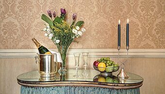 Lady Mary's Tribunali Luxury Suite