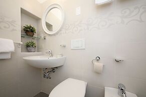 Hotel Lungomare Cattolica