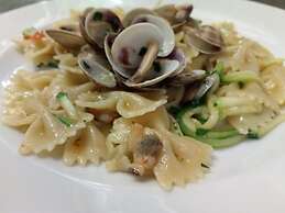 Hotel Lungomare Cattolica