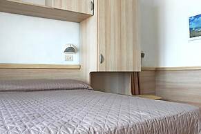 Hotel Lungomare Cattolica