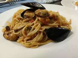 Hotel Lungomare Cattolica