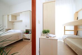 Hotel Lungomare Cattolica