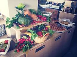 Hotel Lungomare Cattolica