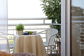 Hotel Lungomare Cattolica