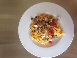 Hotel Lungomare Cattolica