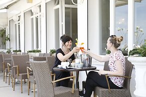 Hotel Lungomare Cattolica
