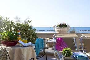 Hotel Lungomare Cattolica