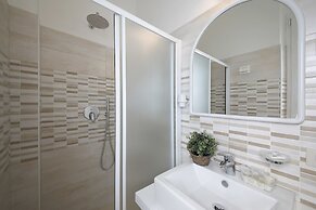 Hotel Lungomare Cattolica