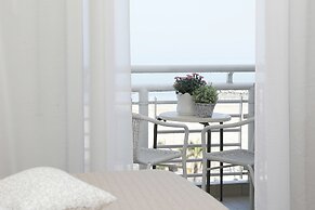 Hotel Lungomare Cattolica