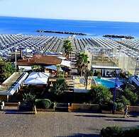 Hotel Lungomare Cattolica