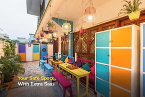 goSTOPS Lite Varanasi
