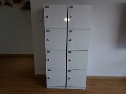 Buzz Guest House - Hostel