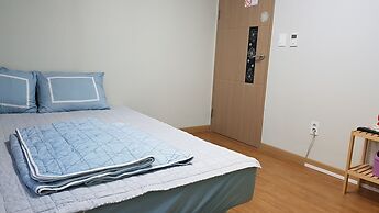 Buzz Guest House - Hostel