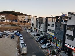 Buzz Guest House - Hostel