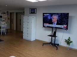 Buzz Guest House - Hostel