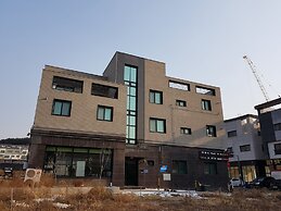 Buzz Guest House - Hostel