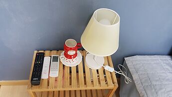 Buzz Guest House - Hostel