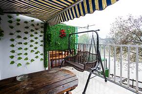 Wuzhen Helan Bridge Inn