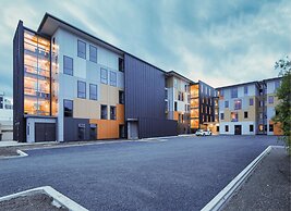 Campus Summer Stays - Otago Village