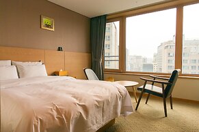 Jongno Lumia Tourist Hotel