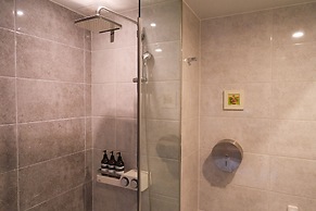 Jongno Lumia Tourist Hotel