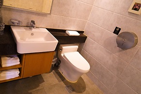 Jongno Lumia Tourist Hotel