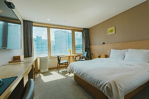 Jongno Lumia Tourist Hotel