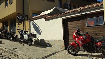 Roots Hotel & Wine Bar