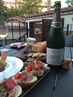 Roots Hotel & Wine Bar