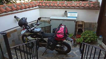 Roots Hotel & Wine Bar