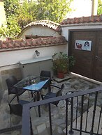 Roots Hotel & Wine Bar