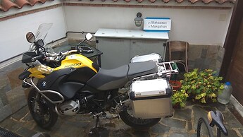 Roots Hotel & Wine Bar