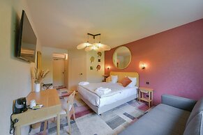 BHOMA HOTEL
