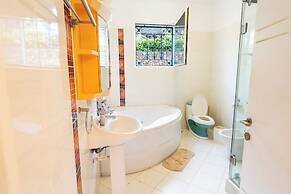 Queens Chateau Boutique Villa