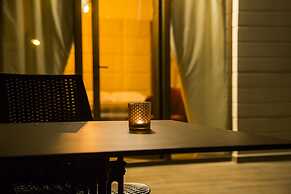 Maxuite Hotel in Home