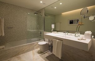 Pestana Porto - A Brasileira, City Center & Heritage Building